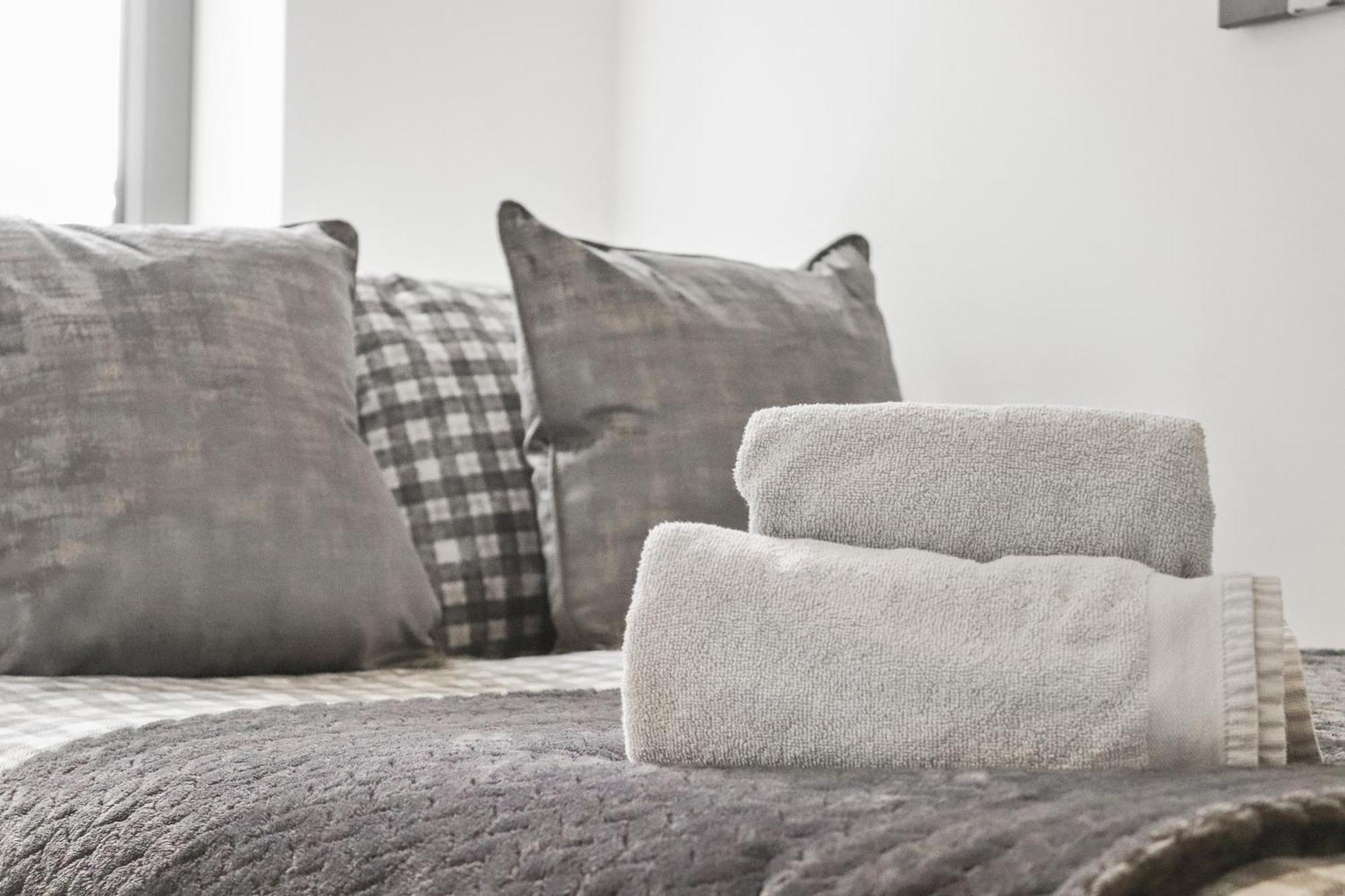 Centrally Located - Modern - 2Bed - 2Bath Apartment London Eksteriør billede