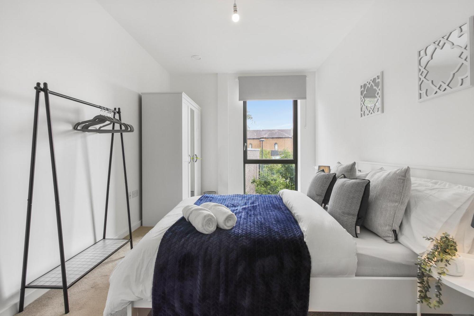Centrally Located - Modern - 2Bed - 2Bath Apartment London Eksteriør billede