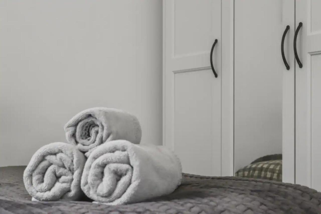 Centrally Located - Modern - 2Bed - 2Bath Apartment London Eksteriør billede